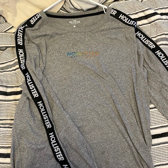 Hollister Other - Hollister long sleeved T-Shirt